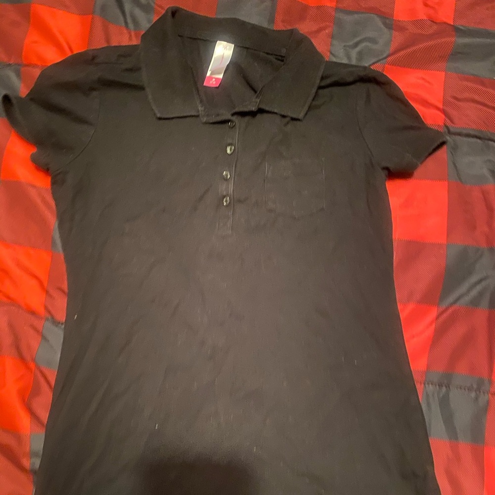 Black shirt
